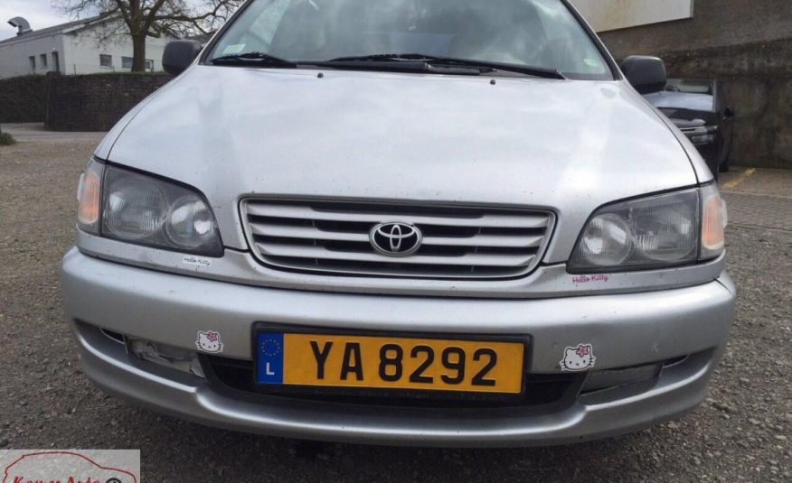 TOYOTA PICNIC FOR SALE – BARELY USED, BEST PRICES