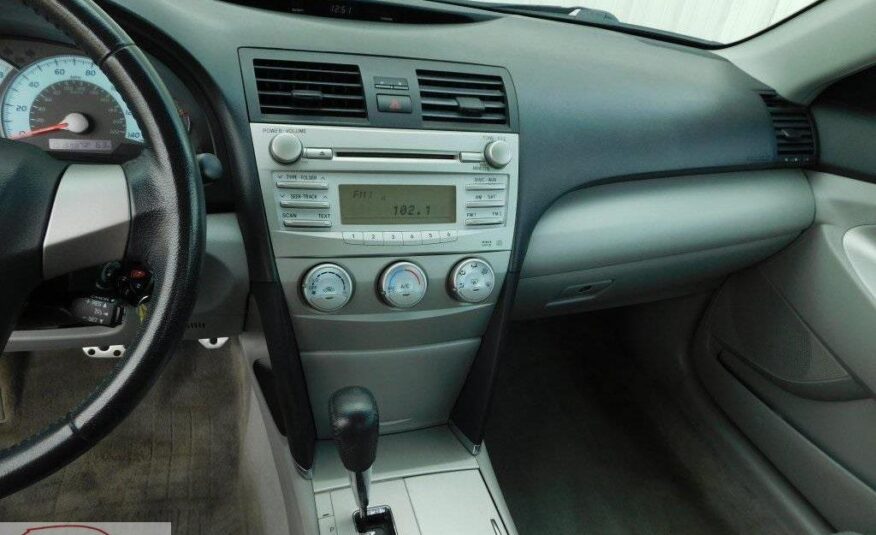 2011 Toyota Camry SE – SE 4dr Sedan 6A